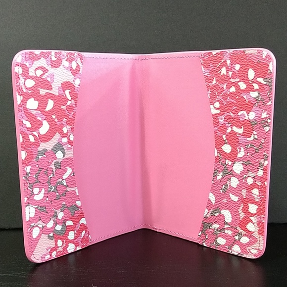 Vera Bradley Travel Companions Set - Picture 2 of 3